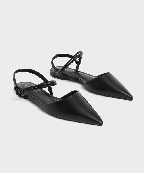 CHARLES & KEITH(チャールズ & キース)の「ノットアンクルストラップ バレリーナフラット / Knotted Ankle-Strap Ballerina Flats(バレエシューズ・レディース・オフホワイト/ブラック・23cm/25.5cm/22.5cm/23.5cm/25cm/24.5cm)」の6枚目の写真