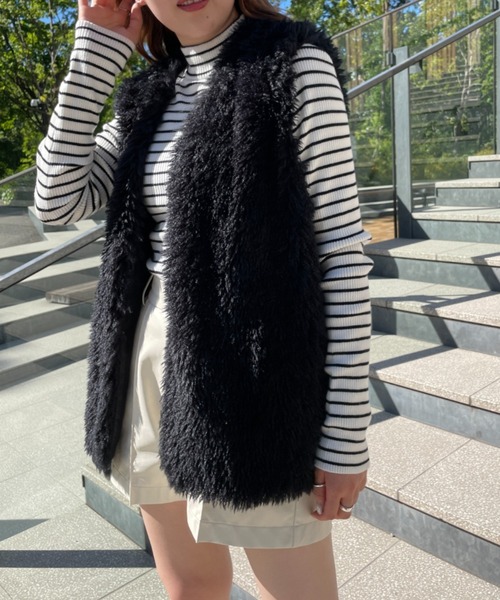 WEGO（ウィゴー）の「WEGO/ボリュームファーベスト（ベスト・レディース・ライトグレー/アイボリー/ライトブラウン/ブラック・FREE）」の12枚目の写真