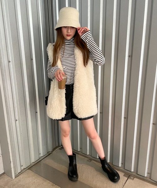 WEGO（ウィゴー）の「WEGO/ボリュームファーベスト（ベスト・レディース・ライトグレー/アイボリー/ライトブラウン/ブラック・FREE）」の8枚目の写真