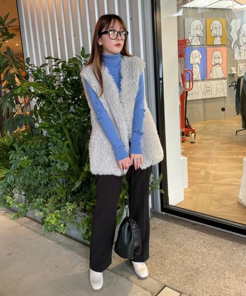 WEGO（ウィゴー）の「WEGO/ボリュームファーベスト（ベスト・レディース・ライトグレー/アイボリー/ライトブラウン/ブラック・FREE）」の13枚目の写真