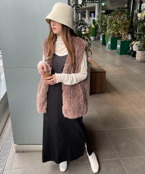 WEGO（ウィゴー）の「WEGO/ボリュームファーベスト（ベスト・レディース・ライトグレー/アイボリー/ライトブラウン/ブラック・FREE）」の10枚目の写真