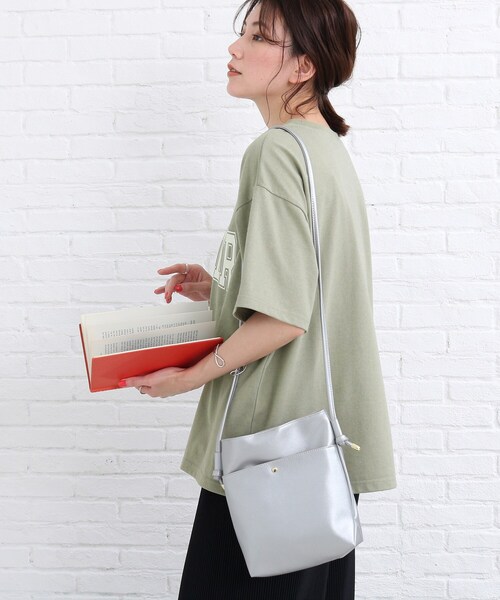 SHOO・LA・RUE(シューラルー)の「◆カレッジプリントTシャツ(Tシャツ/カットソー・レディース・カーキ/ナチュラル・01/02/03)」の22枚目の写真