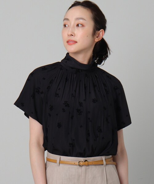 晩夏カラー フロッキープリント Untitled アンタイトル のシャツ ブラウス Untitled アンタイトル のファッション トップス シャツ ブラウス ハイネックブラウス 洗える 通勤 きれいめ 小花柄 シャツ ブラウス ショッピング割引 の 晩夏カラー フロッキープリント Untitled アンタイトル のシャツ ブラウス Untitled アンタイトル のファッション トップス シャツ ブラウス ハイネックブラウス 洗える 通勤 きれいめ 小花柄 シャツ ブラウス ショッピング割引 の