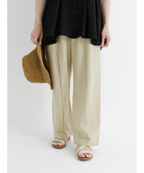 Samansa Mos2 blue（サマンサモスモスブルー）の「ピンタックイージーパンツ（その他パンツ・レディース・グレー/イエロー/ライトベージュ/チャコール・ﾌﾘ-）」の4枚目の写真