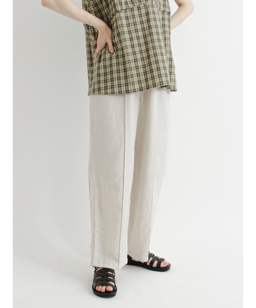 Samansa Mos2 blue（サマンサモスモスブルー）の「ピンタックイージーパンツ（その他パンツ・レディース・グレー/イエロー/ライトベージュ/チャコール・ﾌﾘ-）」の6枚目の写真