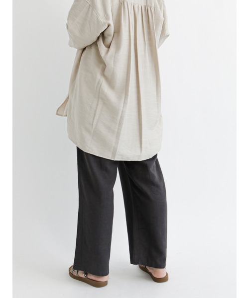 Samansa Mos2 blue（サマンサモスモスブルー）の「ピンタックイージーパンツ（その他パンツ・レディース・グレー/イエロー/ライトベージュ/チャコール・ﾌﾘ-）」の14枚目の写真