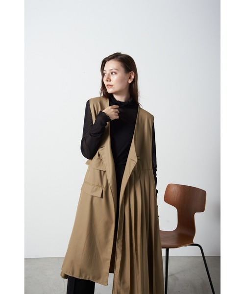 USU GALLERY 1％ ⿻ ミリタリー ロングベスト ジレ ギャザー 秋 a:mure（アミュール）の「プリーツロングジレベストワンピース