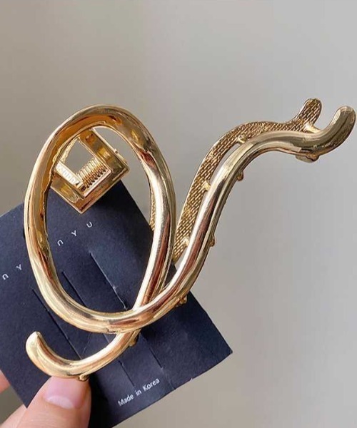 deux amour(ドゥーザムール)の「ヘアークリップ(バレッタ/ヘアクリップ・レディース・シルバー/ゴールド・FRE)」の3枚目の写真