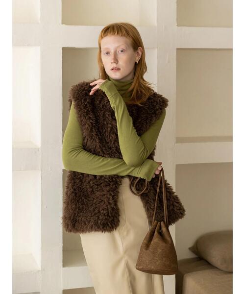 koe(コエ)の「ボリュームファーベスト*(ベスト・レディース・ブラウン/アイボリー/ベージュ・FREE)」の12枚目の写真