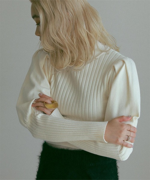 miette（ミエット）の「パフスリーブショートリブニット（ニット/セーター・レディース・オレンジ/パープル/グリーン/アイボリー・FREE）」の5枚目の写真