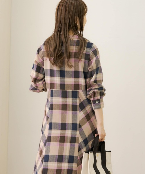 URBAN RESEARCH Sonny Label（アーバンリサーチサニーレーベル）の「起毛ネルマルチチェックワンピース（ワンピース・レディース・グレー系その他/ベージュ系その他・FREE）」の14枚目の写真