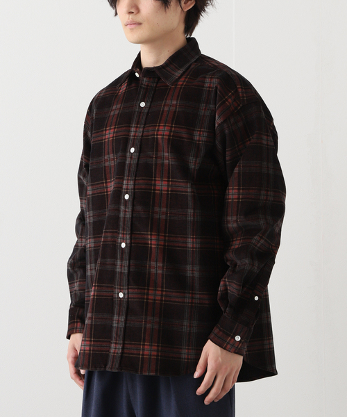 JOURNAL STANDARD（ジャーナルスタンダード）の「コーデュロイチェック レギュラーシャツ（シャツ/ブラウス・メンズ・モカ/ブラウン系その他/ダークブルー/コバルトブルー・MEDIUM/LARGE）」の6枚目の写真