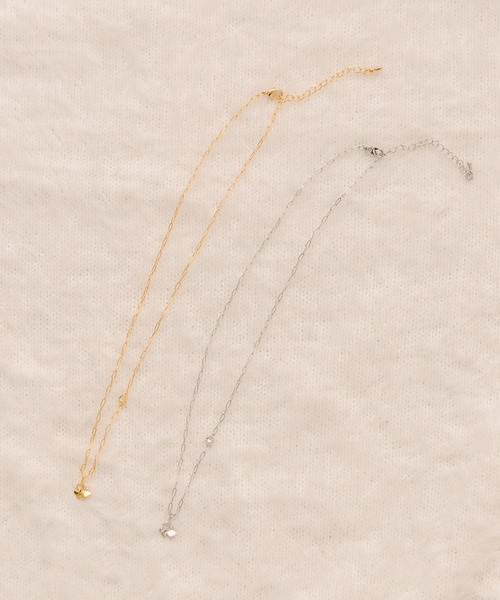 OLIVE des OLIVE（オリーブデオリーブ）の「バタフライネックレス（ネックレス・レディース・ゴールド/シルバー・FREE）」の7枚目の写真