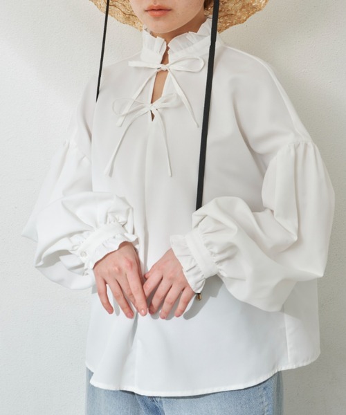 MERLOT(メルロー)の「フリルリボンブラウス(シャツ/ブラウス・レディース・ホワイト/ブラック・FREE)」の19枚目の写真