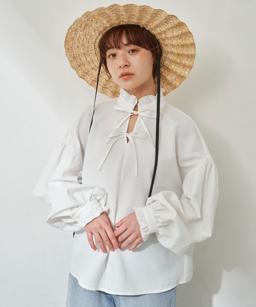 MERLOT(メルロー)の「フリルリボンブラウス(シャツ/ブラウス・レディース・ホワイト/ブラック・FREE)」の4枚目の写真