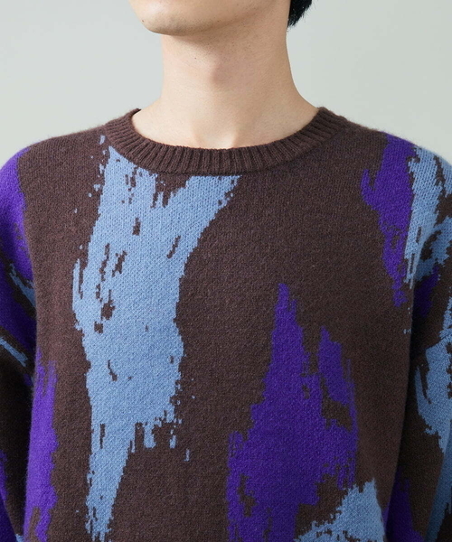 a.v.v(アーヴェヴェ)の「ペインター柄ワイドシルエットクルーニット(ニット/セーター・メンズ・ブラウン/チャコールグレー・48/50/46)」の14枚目の写真