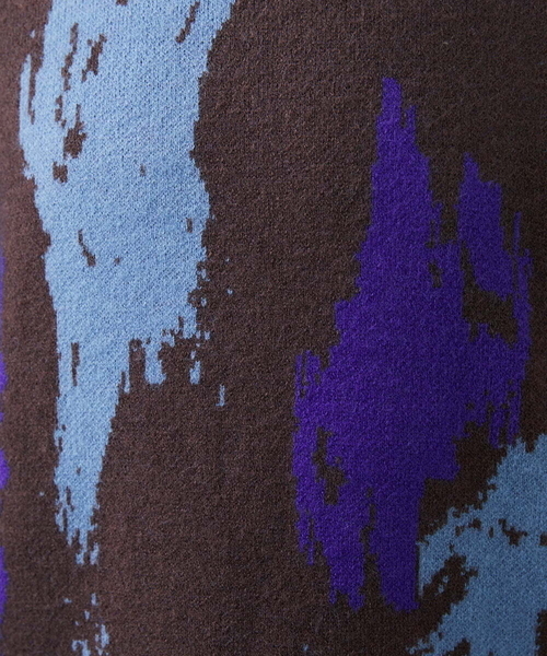 a.v.v(アーヴェヴェ)の「ペインター柄ワイドシルエットクルーニット(ニット/セーター・メンズ・ブラウン/チャコールグレー・48/50/46)」の17枚目の写真