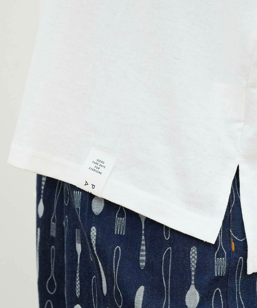 FRAPBOIS(フラボア)の「ラッセルT(Tシャツ/カットソー・レディース・ブラック/ホワイト・1/2)」の8枚目の写真