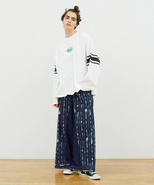 FRAPBOIS(フラボア)の「ラッセルT(Tシャツ/カットソー・レディース・ブラック/ホワイト・1/2)」の9枚目の写真