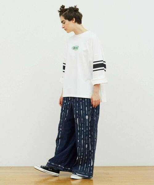 FRAPBOIS(フラボア)の「ラッセルT(Tシャツ/カットソー・レディース・ブラック/ホワイト・1/2)」の14枚目の写真