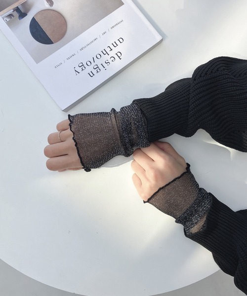 AS KNOW AS plus（アズノゥアズプラス）の「シアー アームカバー（アームカバー・レディース・ブラック/アイボリー/ライトピンク/グレー/パープル系/ピンク系/ピンク/ホワイト/ベージュ/ブラック系1/ブラック系/ホワイト系1/パープル系2/イエロー系2/ベージュ系/ブラック系2/グレー系2/ホワイト系2/ホワイト系/ホワイト×ブラック・FREE）」の7枚目の写真