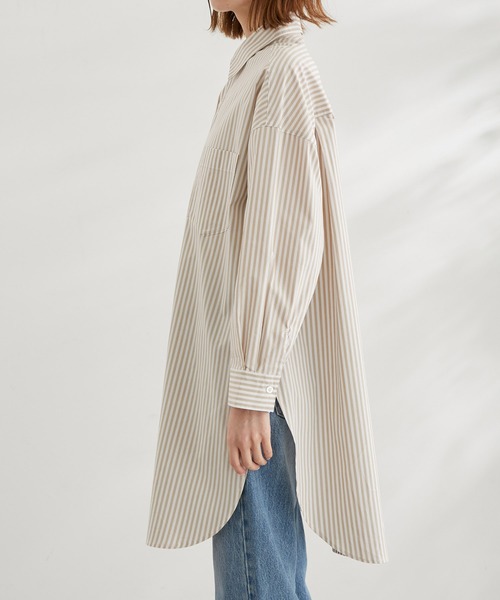 ROPE' PICNIC(ロペピクニック)の「ストライプチュニックシャツ(シャツ/ブラウス・レディース・ベージュ/ネイビー・38)」の11枚目の写真