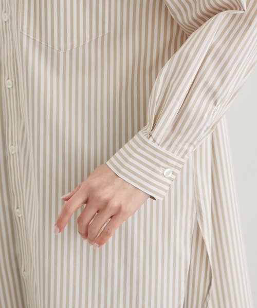 ROPE' PICNIC(ロペピクニック)の「ストライプチュニックシャツ(シャツ/ブラウス・レディース・ベージュ/ネイビー・38)」の4枚目の写真