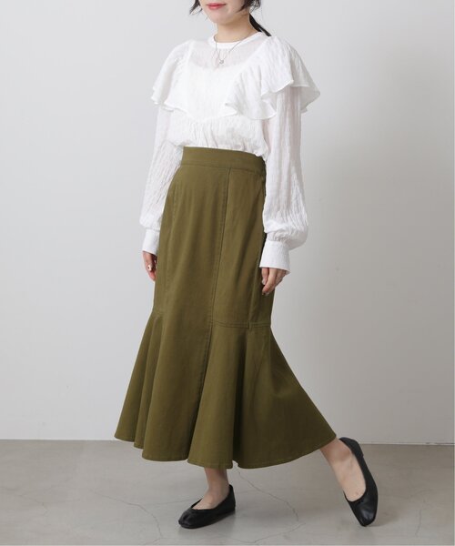 RAY CASSIN(レイカズン)の「M/L パイピングフラットシューズ(バレエシューズ・レディース・シルバー/ブラック/ベージュ・MEDIUM/LARGE)」の11枚目の写真