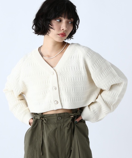 PAGEBOY(ページボーイ)の「ガラアミニットショートカーディガン(カーディガン/ボレロ・レディース・ブラック/オフホワイト/イエロー/グリーン・FREE)」の6枚目の写真
