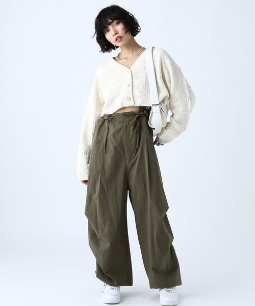 PAGEBOY(ページボーイ)の「ガラアミニットショートカーディガン(カーディガン/ボレロ・レディース・ブラック/オフホワイト/イエロー/グリーン・FREE)」の8枚目の写真