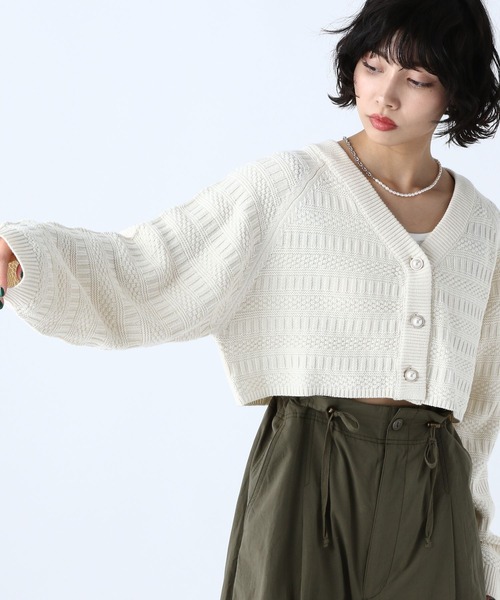 PAGEBOY(ページボーイ)の「ガラアミニットショートカーディガン(カーディガン/ボレロ・レディース・ブラック/オフホワイト/イエロー/グリーン・FREE)」の5枚目の写真
