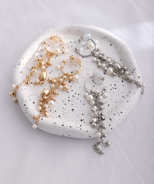 PourVous（プールヴー）の「ミックス パール フープイヤリング 結婚式 同窓会 オケージョン 二次会 （イヤリング・レディース・ゴールド/シルバー・FREE）」の7枚目の写真