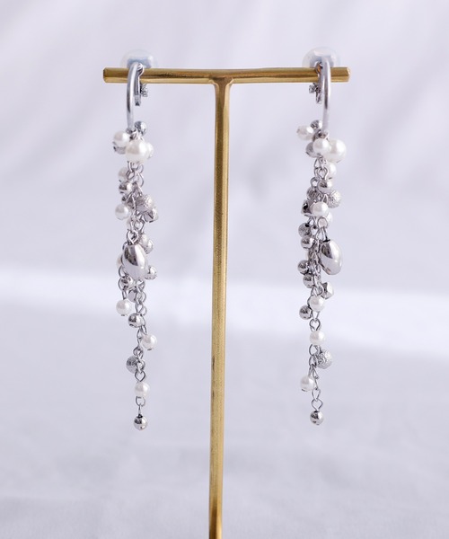 PourVous（プールヴー）の「ミックス パール フープイヤリング 結婚式 同窓会 オケージョン 二次会 （イヤリング・レディース・ゴールド/シルバー・FREE）」の13枚目の写真