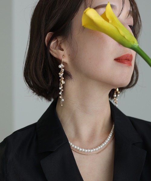 PourVous（プールヴー）の「ミックス パール フープイヤリング 結婚式 同窓会 オケージョン 二次会 （イヤリング・レディース・ゴールド/シルバー・FREE）」の4枚目の写真