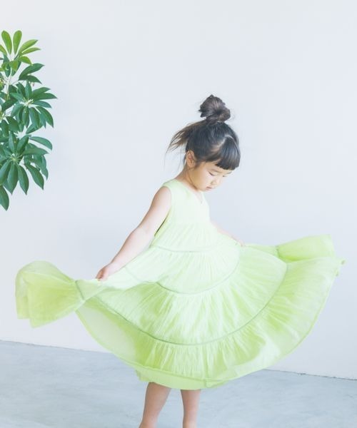 LOWRYS FARM（ローリーズファーム）の「ボイルティアードノースリーブワンピース　187057（ワンピース・キッズ・パープル/ピンク/イエロー/グリーン・110cm/120cm/130cm/140cm/150cm）」の4枚目の写真