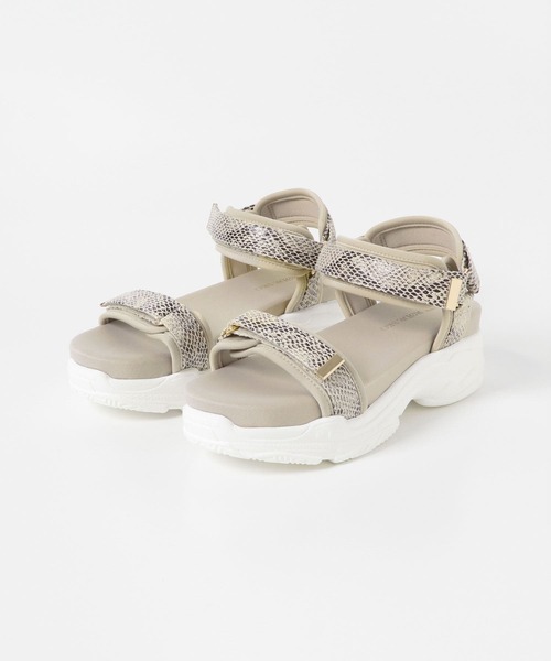 RODE SKO（ロデスコ）の「ボリュームソールベルトサンダル（サンダル・レディース・ブラック/アニマル・36/37/38）」の15枚目の写真