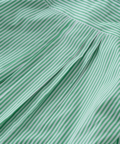 BRICK & SONS（ブリックアンドサンズ）の「リラックスバックプリーツシャツ＜グリーンストライプ＞（シャツ/ブラウス・メンズ・ライトグリーン・XS/S/M/L）」の4枚目の写真