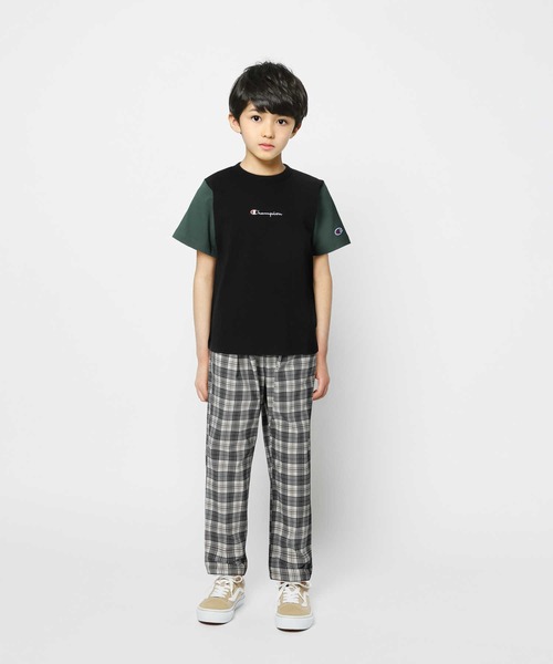 Champion（チャンピオン）の「【Champion】ロゴ刺繍クレイジーＴシャツ（Tシャツ/カットソー・キッズ・ブラック×グレー/ブルー/ライトインディゴブルー/グリーン・105/120/140/130）」の7枚目の写真