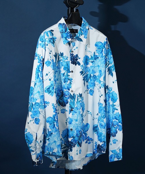unrelaxing(アンリラクシング)の「ビッグシルエット総柄シャツ(シャツ/ブラウス・メンズ・ホワイト系5/その他14/その他26/ライトブラック/ブラック系3/ホワイト系その他/ブラック系その他3/ブラック系その他6/ホワイト系その他2/ライトグレー/パイソン/ダークグリーン系/ダークオリーブ/ライトグリーン系/ブラック/A/ライトホワイト/ダークブラック/ブラック系その他4/W/レッド/ホワイト×エメラルドグリーン/ダークグリーン系2/ケリーグリーン/その他35/チャコールグレー×ブラック/その他29/チョコ/オリーブ系1/N/ダークアッシュ/Y/ブラック×ブラック/ブラック系4/P/ベージュ系その他/アイボリー系4/ブルー系6/その他18/アッシュグレー/ブラック×ブルー/その他21/その他12/ブラック系その他/ライトブルー/クリアブルー/クリアグリーン/その他27/ホワイト×ブルー/ホワイト系その他7/F/クリアブラック/グレー系その他2/インディゴブルー/スカイブルー系6/Z/チェリーレッド/その他13/J/ライトグリーン系1/ベージュ系/イエロー系1/パープル/ブラック×ピンク/ライトグレー系1/ブラック系その他5/ホワイト×グレー/ライトグリーン系4/カーキ系7/オリーブ系/アイボリー/グレー系2/ホワイト×ブラック/その他10/ブラック系1/ブラック×ホワイト/ホワイト系6/ホワイト系その他3/ホワイト/C/その他2/ダークグリーン系1/スミクロ/ホワイト系9/ホワイト系8/ホワイト系7/ブルー系8/その他4/G/ブラック系7/ブラック系8/その他/その他17/S/その他1/Q/その他19/H/その他30・FREE)」の4枚目の写真