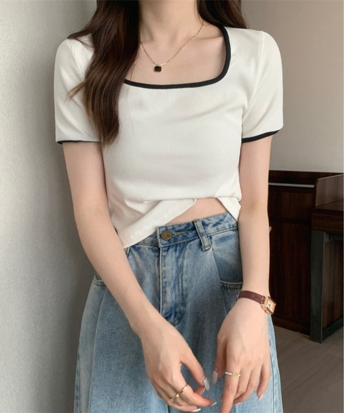 Chick（チック）の「バイカラースクエアネックTシャツ（Tシャツ/カットソー・レディース・ホワイト/ブラック/ライトベージュ・FREE）」の4枚目の写真