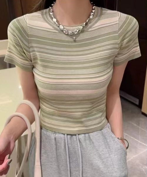 Ada.(エイダ)の「今なら490円!マルチボーダー コンパクトニット チビT(Tシャツ/カットソー・レディース・マスタード/グリーン/ブラック・FREE)」の2枚目の写真
