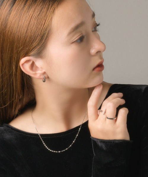 muku(ムク)の「金属アレルギー対応 Jカーブピアス/サージカルステンレス/316L(ピアス(両耳用)・レディース・ゴールド/シルバー・FREE)」の13枚目の写真