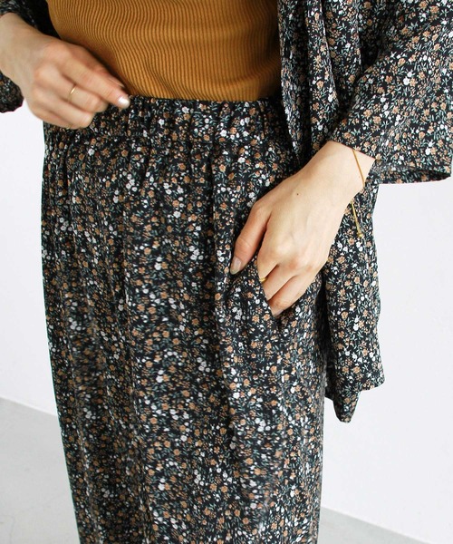 Crisp（クリスプ）の「花柄イージーパンツ（その他パンツ・レディース・ブラック/イエロー/ブルー・FREE）」の10枚目の写真