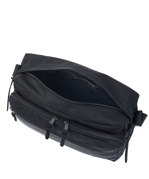 GREGORY(グレゴリー)の「UTILITY SHOULDER L / ユーティリティーショルダーL / コーデュラバリスティックブラック(ショルダーバッグ・メンズ・ブラック・FREE)」の5枚目の写真