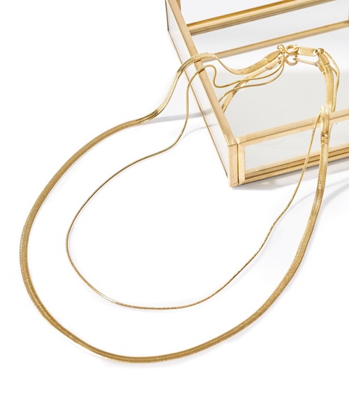 ADPOSION（アドポーション）の「【金属アレルギー対応】サージカルステンレス スネークチェーンネックレス（ネックレス・レディース・シルバー/ゴールド・FREE）」の2枚目の写真