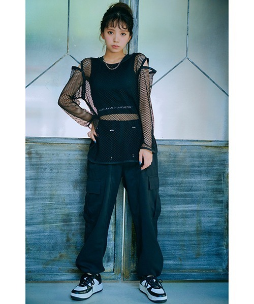 LOVETOXIC（ラブトキシック）の「【LTXC】吸水速乾ドローコードカーゴパンツ（その他パンツ・キッズ・オフホワイト/カーキ/ブラック/ピンク・S/M/L/LL）」の3枚目の写真