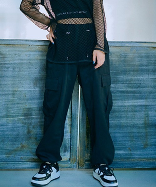 极美品 alo ブラック カーゴパンツ Lサイズ速乾性生地 ALMOSTBLACK - 【ラスト1点】 ZIPPER PANTS / カーゴパンツ