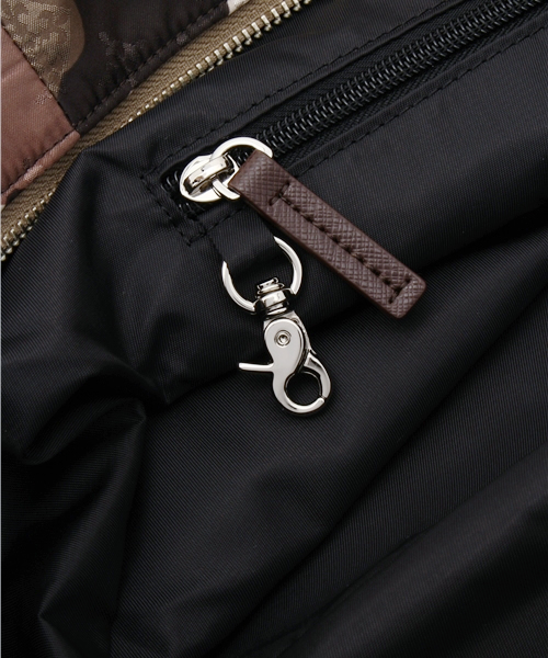 russet for traveller（ラシット　フォー トラベラー）の「BIGボストンバッグ【Boston】（ボストンバッグ・レディース・カモフラージュ・FREE）」の5枚目の写真