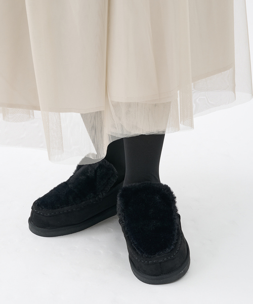 abahouse mavie(アバハウスマヴィ)の「ファーモカシン(モカシン/デッキシューズ・レディース・グレー/ブラック/キャメル・36/38/40)」の12枚目の写真