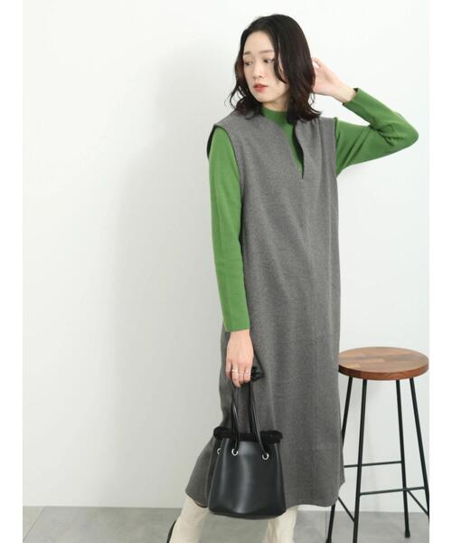 Samansa Mos2 blue（サマンサモスモスブルー）の「【Hug knit】リブニットプルオーバー（ニット/セーター・レディース・イエロー/トップグレー/グリーン/ベージュ/ブラック・F）」の13枚目の写真